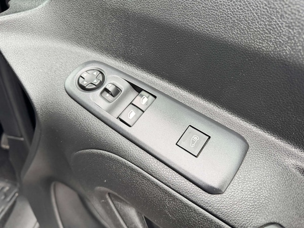 Used Toyota ProAce 2022 for sale - 76275302: Photo 15