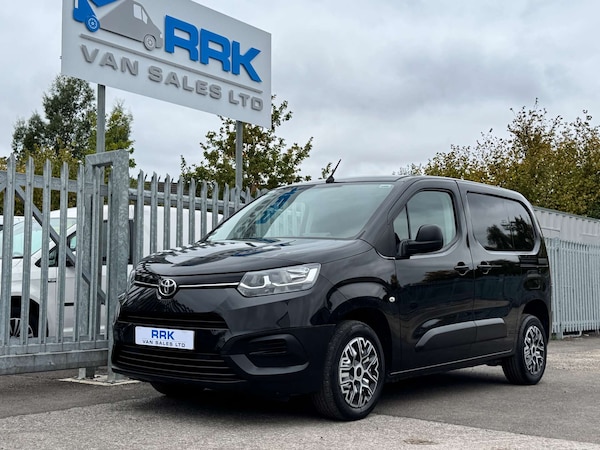 Used Toyota ProAce 2022 for sale - 76275302: Photo 19