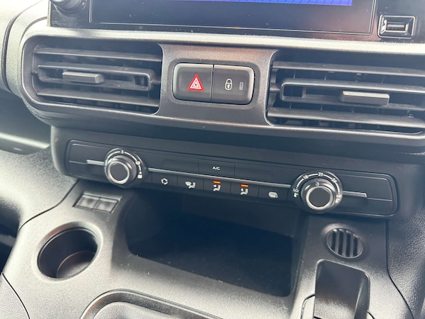 Used Toyota ProAce 2022 for sale - 76275302: Photo 22