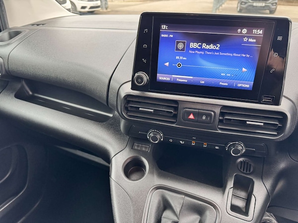 Used Toyota ProAce 2022 for sale - 76275302: Photo 23
