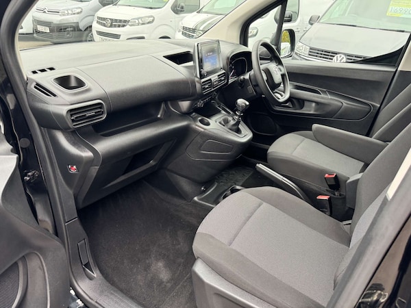 Used Toyota ProAce 2022 for sale - 76275302: Photo 24