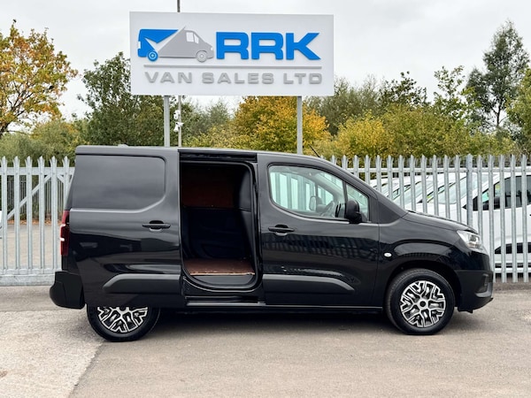 Used Toyota ProAce 2022 for sale - 76275302: Photo 27