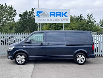 Used Volkswagen Transporter 2018 for sale - 79206060: Photo