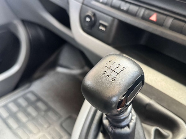 Used Vauxhall Vivaro 2022 for sale - 75179473: Photo 17