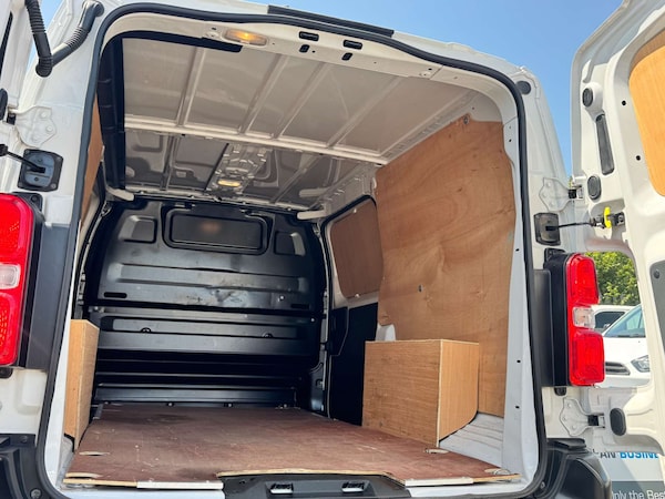 Used Vauxhall Vivaro 2022 for sale - 75179473: Photo 33