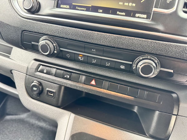 Used Vauxhall Vivaro 2022 for sale - 76275306: Photo 26