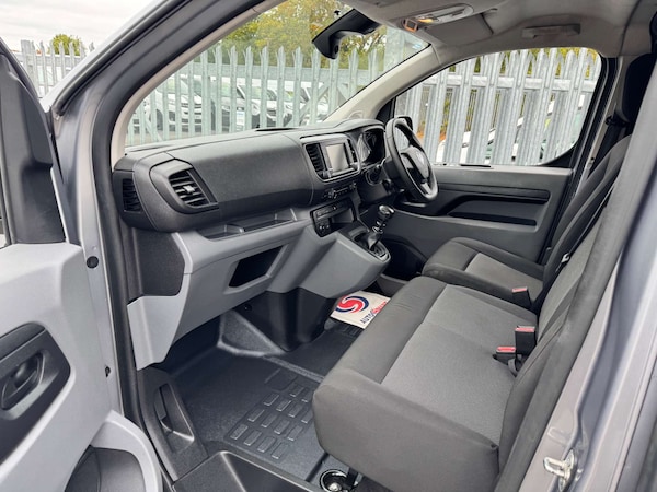 Used Vauxhall Vivaro 2022 for sale - 76275306: Photo 5
