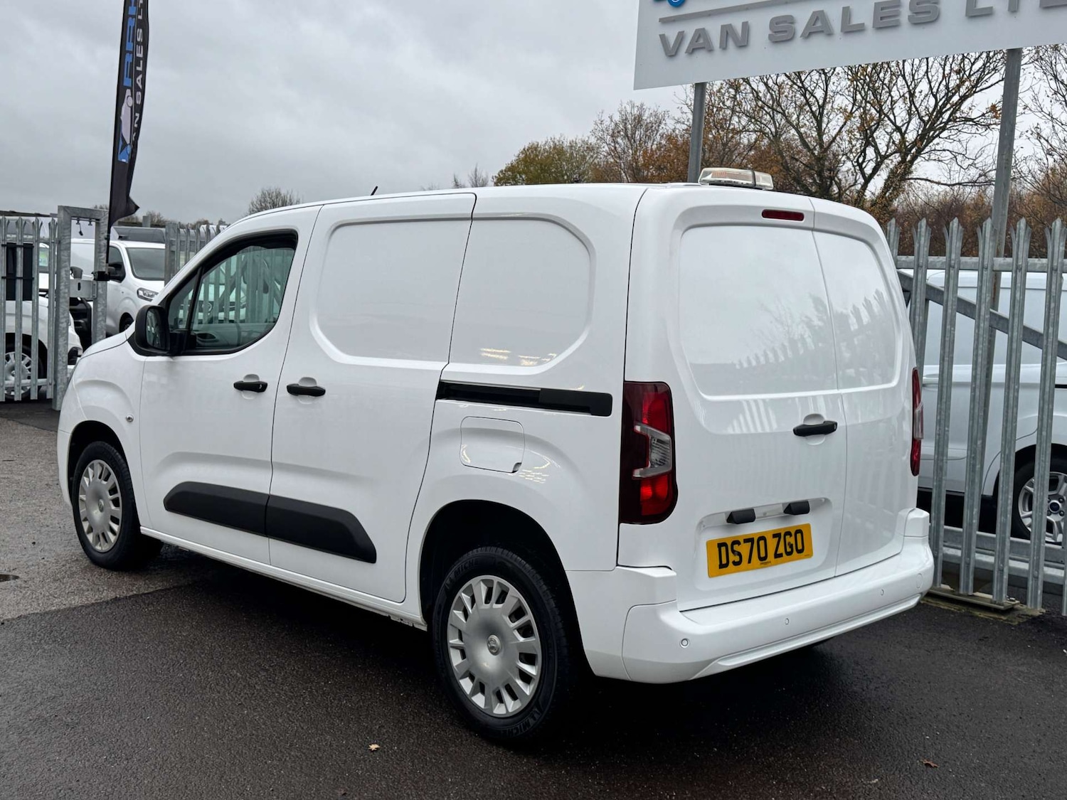 Used Vauxhall Combo 2020 for sale - 76767898: Photo 25