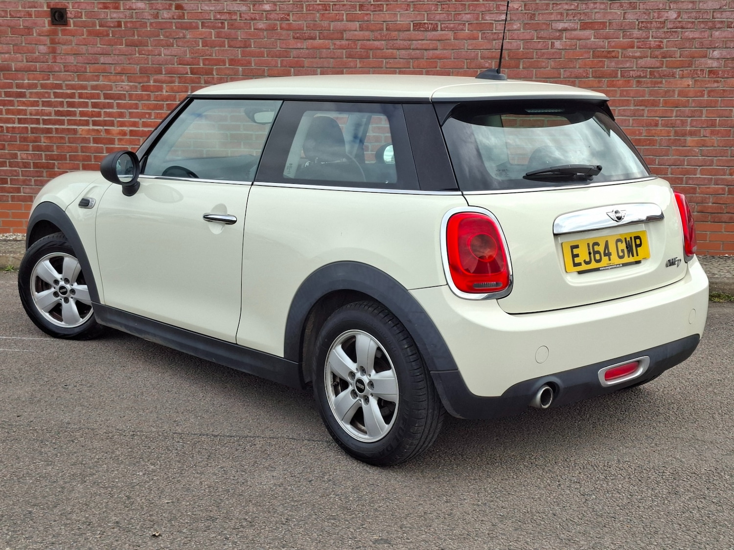Used MINI Hatch 2014 for sale - 78133487: Photo 2