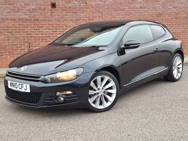 Used Volkswagen Scirocco 2010 for sale - 76251871: Photo 2