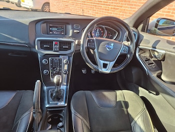 Used Volvo V40 2014 for sale - 78421291: Photo