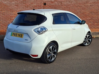 Used Renault Zoe 2019 for sale - 77033130: Photo
