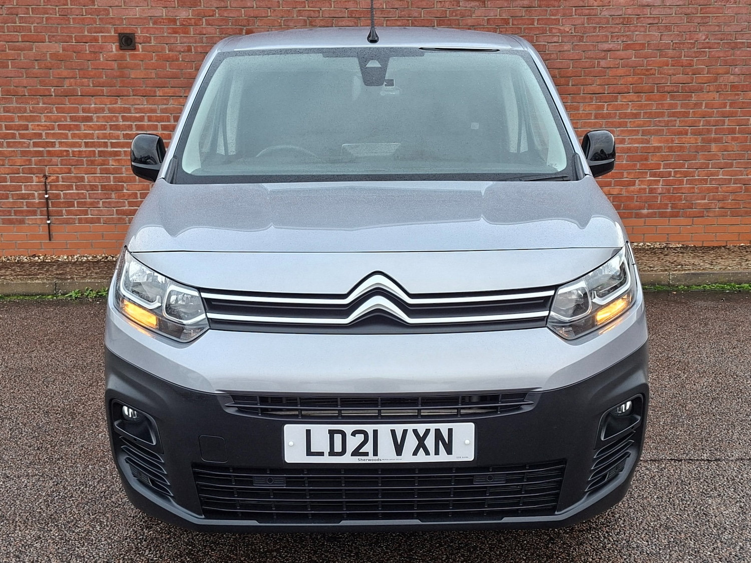 Used Citroen Berlingo 2021 for sale - 77285890: Photo 2