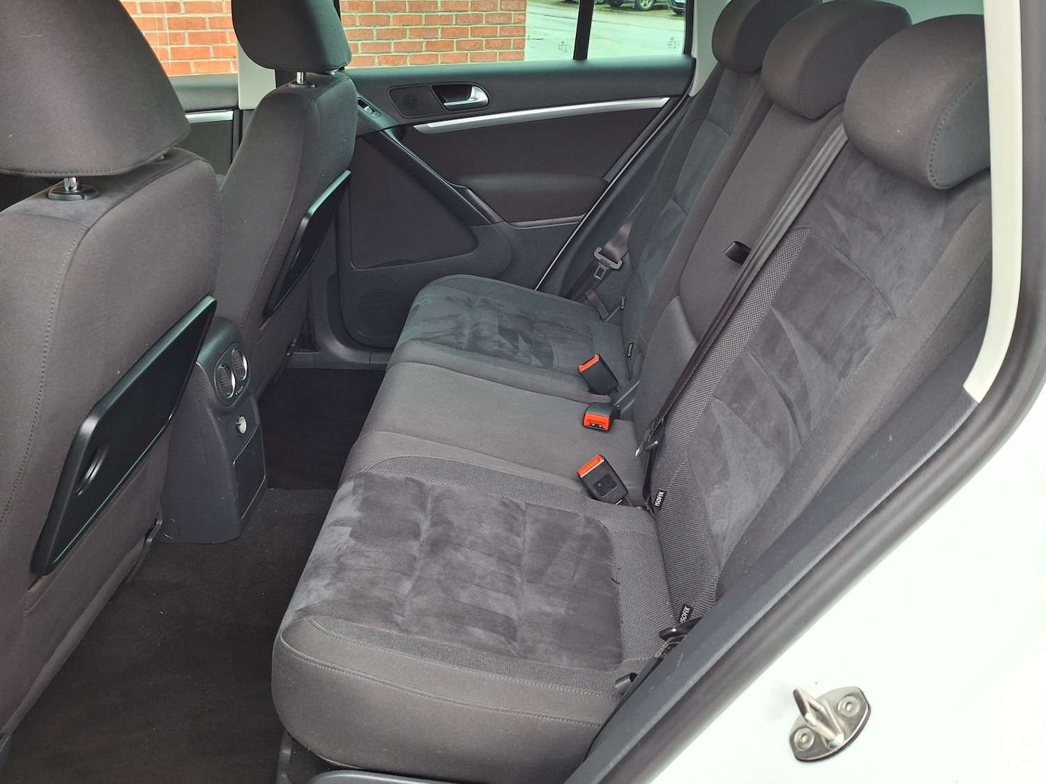 Used Volkswagen Tiguan 2015 for sale - 76274874: Photo 16