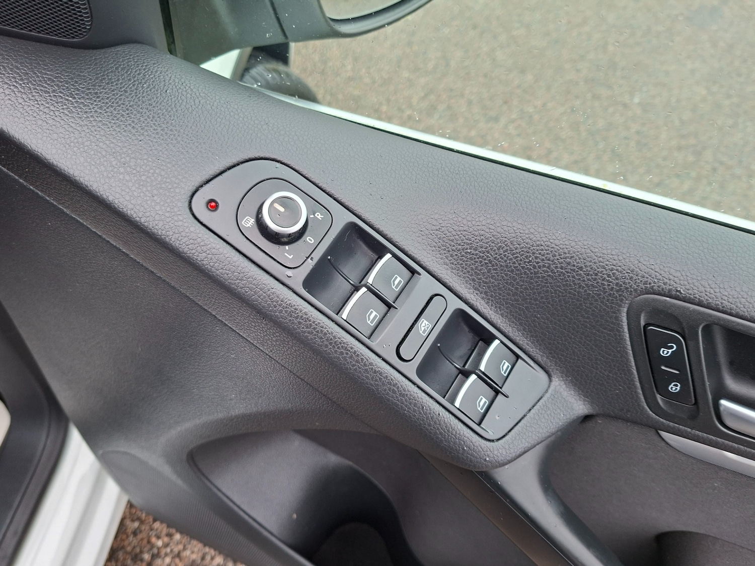 Used Volkswagen Tiguan 2015 for sale - 76274874: Photo 21