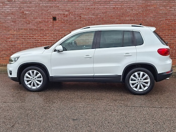 Used Volkswagen Tiguan 2015 for sale - 76274874: Photo