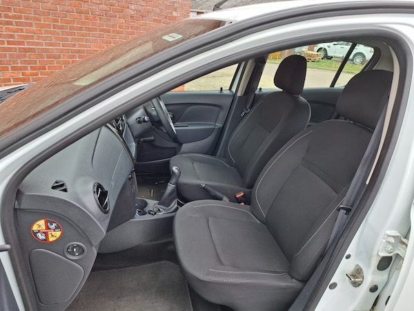 Used Dacia Sandero 2018 for sale - 76243875: Photo 8