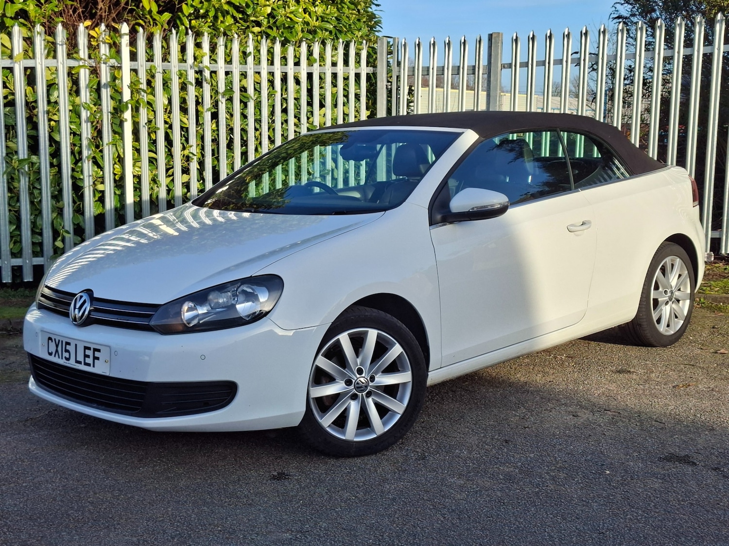 Used Volkswagen Golf 2015 for sale - 77732900: Photo 2