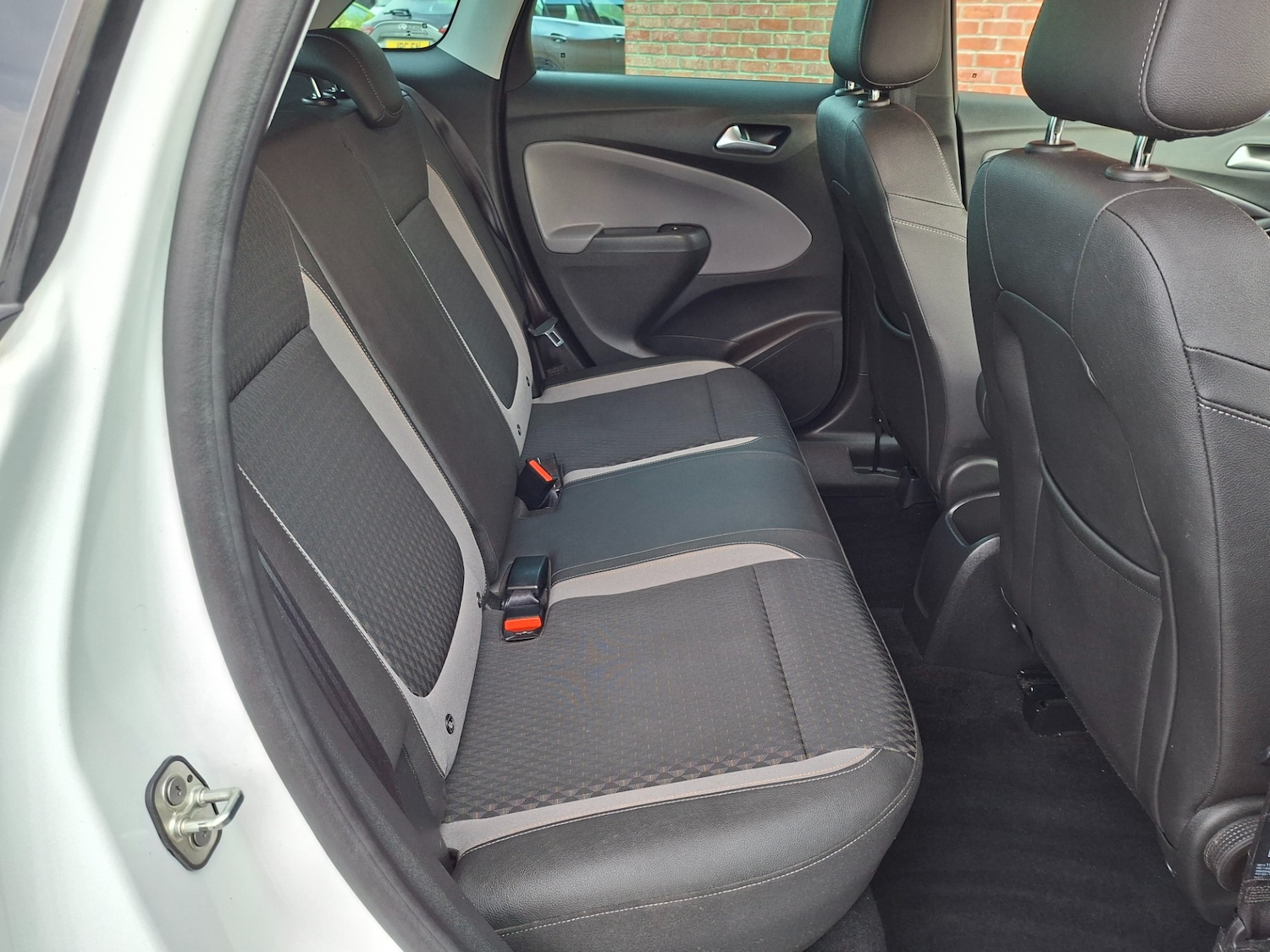 Used Vauxhall Crossland X 2018 for sale - 76735666: Photo 11