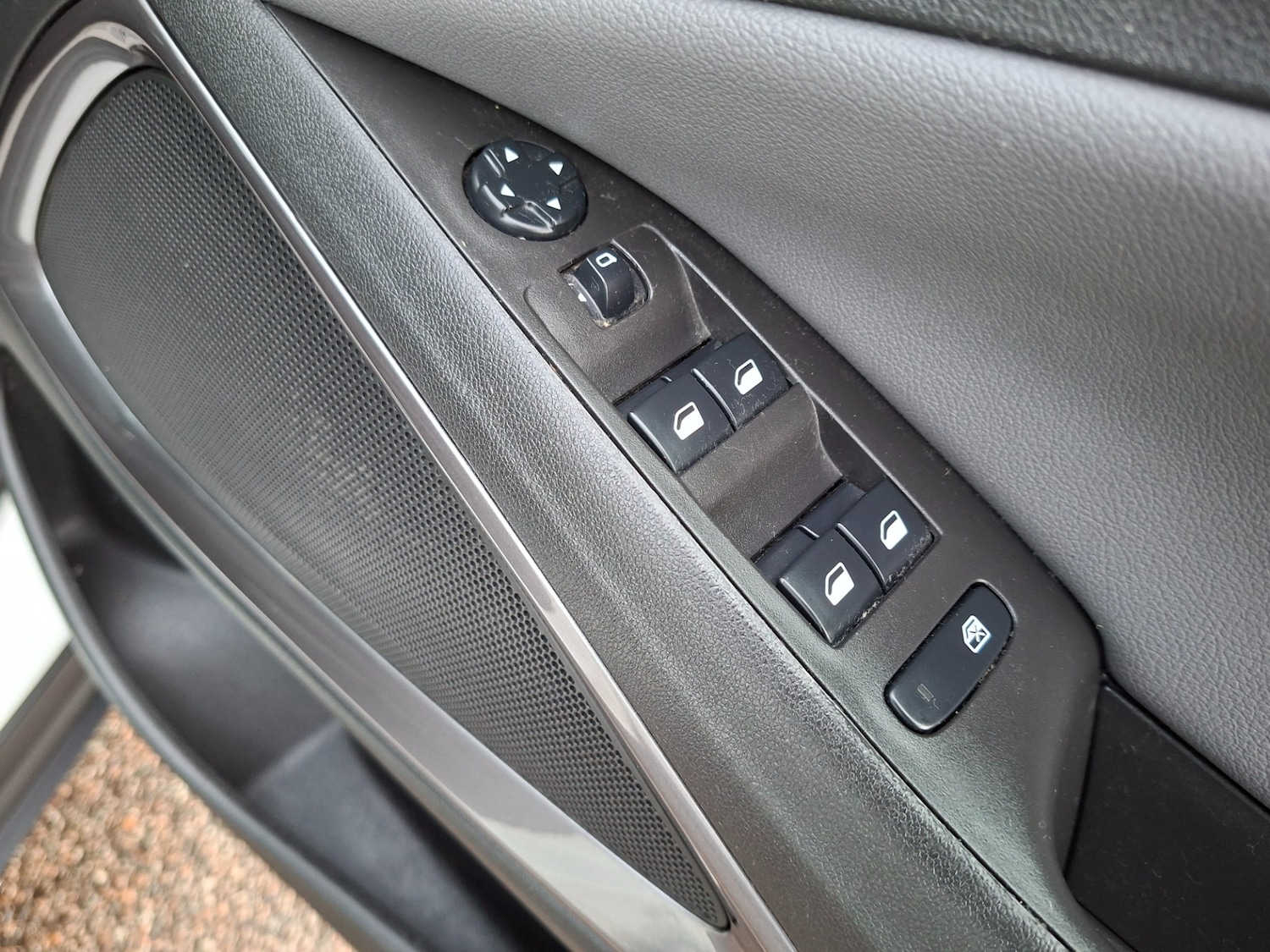 Used Vauxhall Crossland X 2018 for sale - 76735666: Photo 29