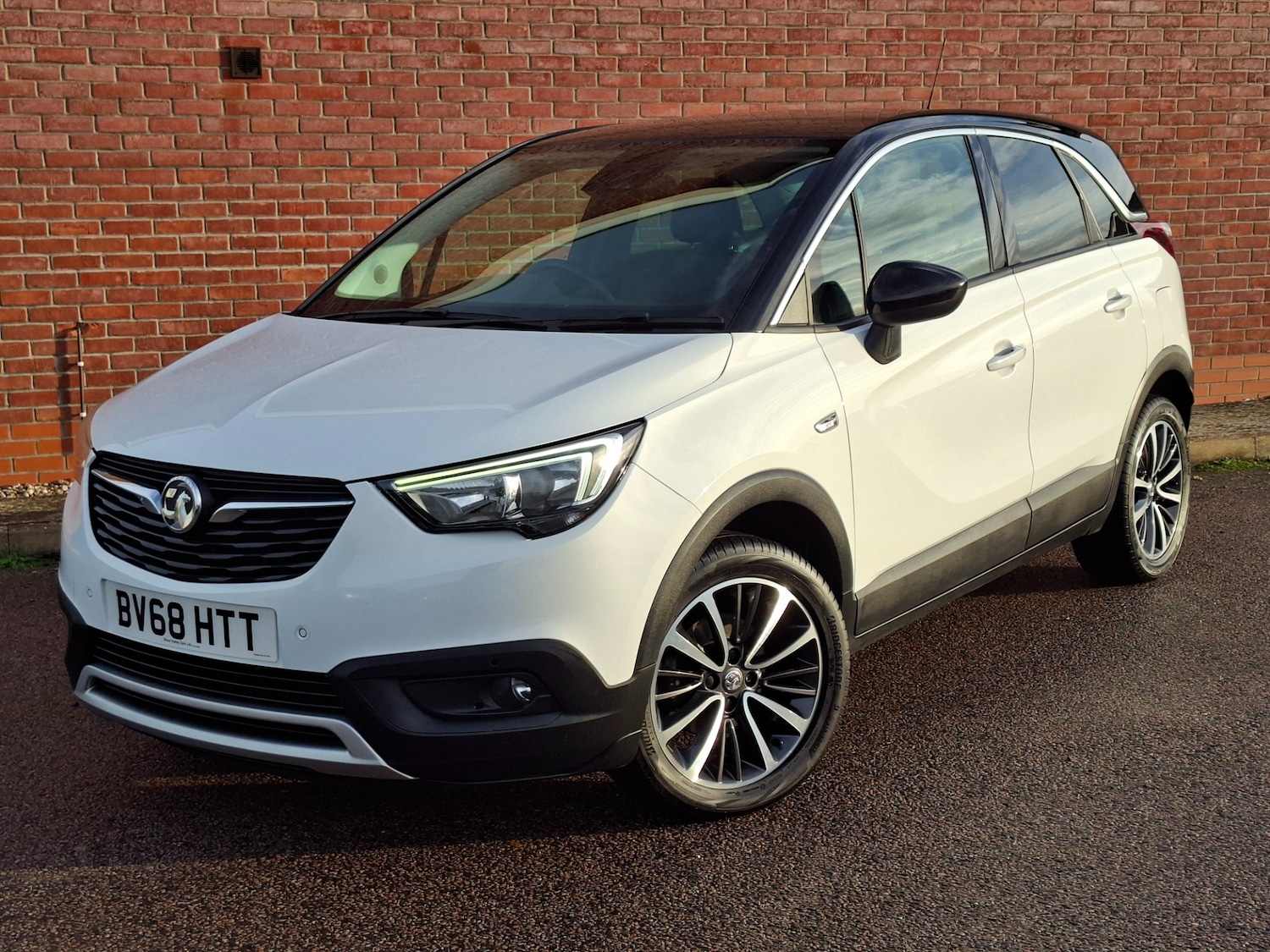 Used Vauxhall Crossland X 2018 for sale - 76735666: Photo 3