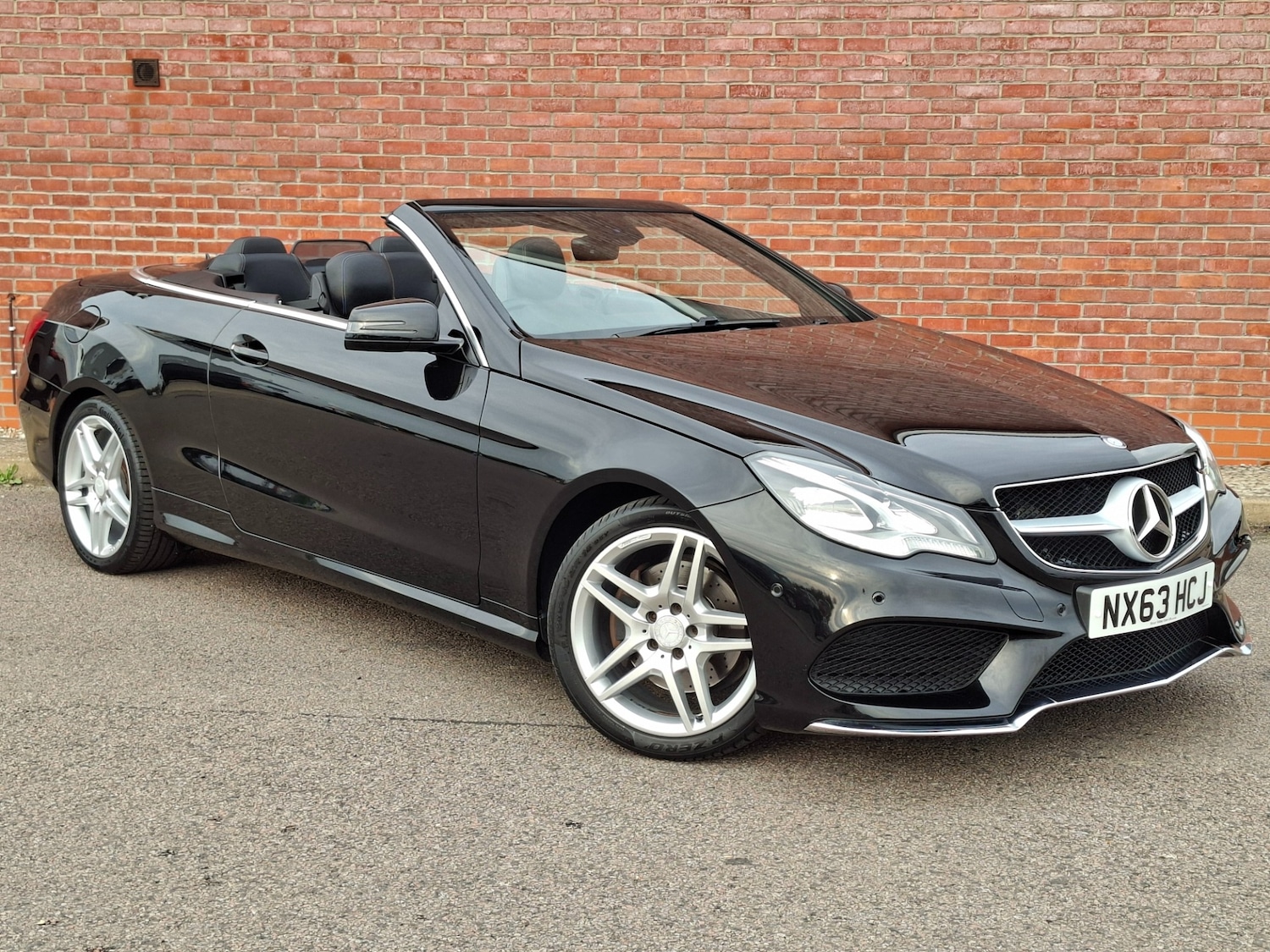 Used Mercedes-Benz E-Class 2013 for sale - 76089392: Photo 1