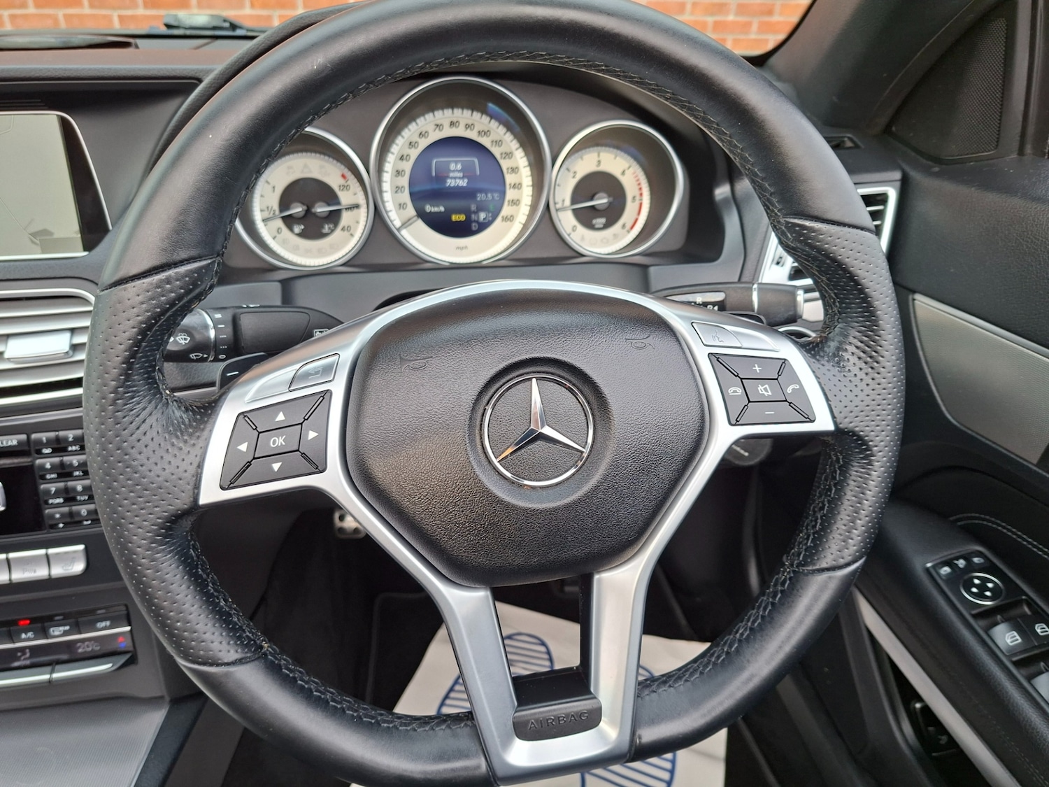 Used Mercedes-Benz E-Class 2013 for sale - 76089392: Photo 16