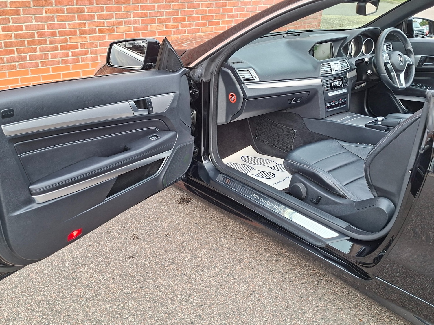 Used Mercedes-Benz E-Class 2013 for sale - 76089392: Photo 18