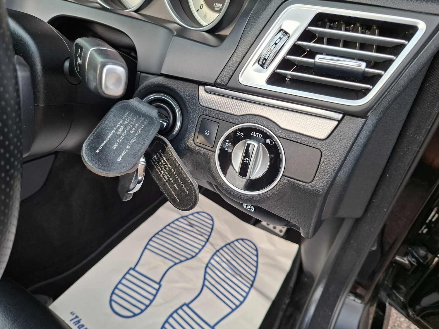 Used Mercedes-Benz E-Class 2013 for sale - 76089392: Photo 23