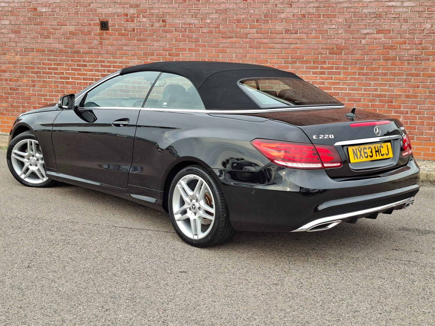 Used Mercedes-Benz E-Class 2013 for sale - 76089392: Photo 5