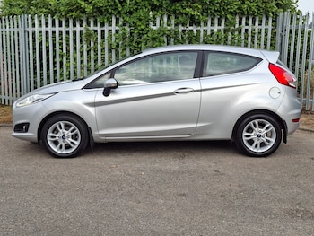 Used Ford Fiesta 2016 for sale - 79537793: Photo