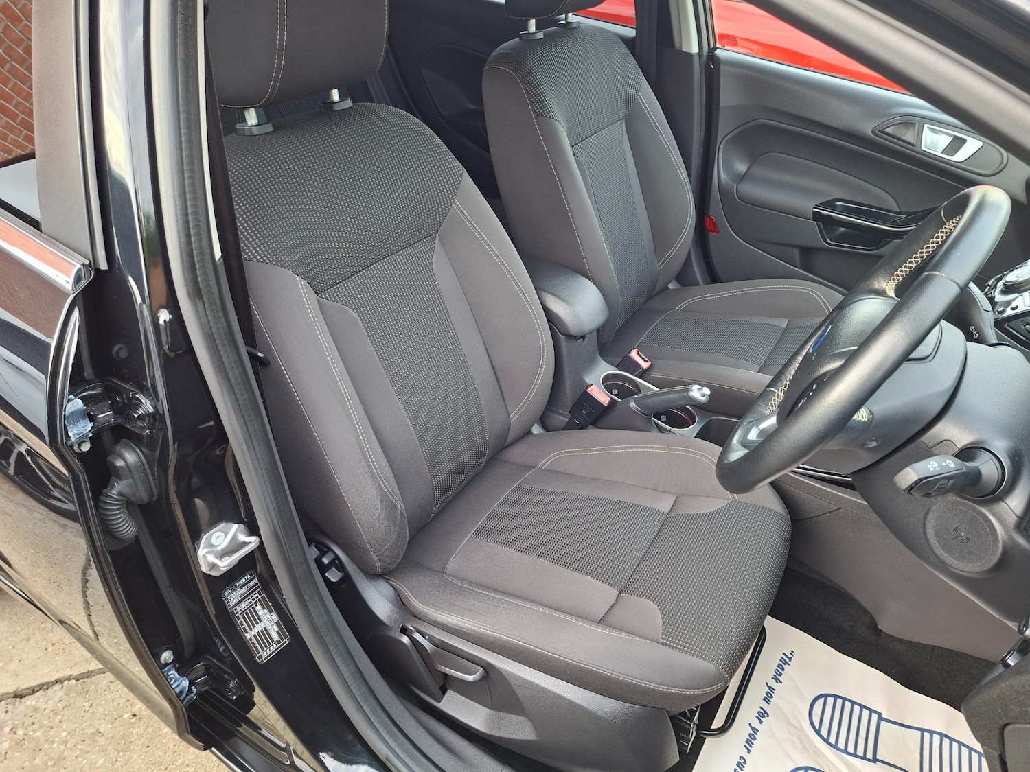 Used Ford Fiesta 2016 for sale - 76387422: Photo 11