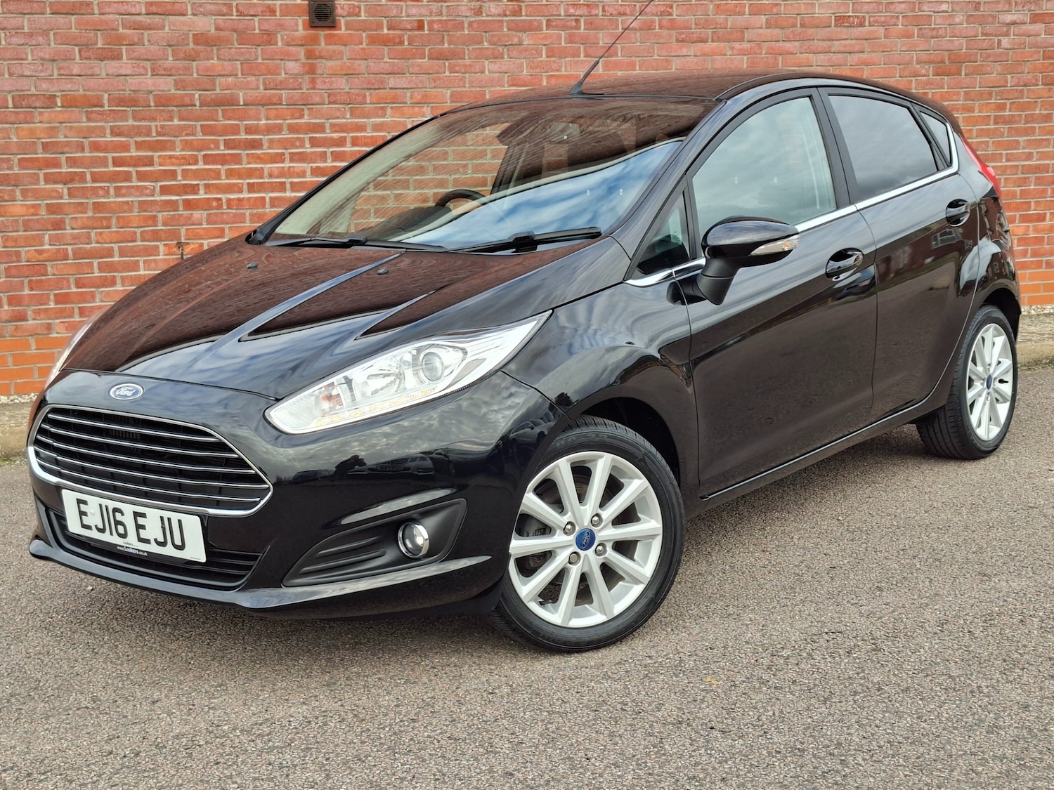 Used Ford Fiesta 2016 for sale - 76387422: Photo 3