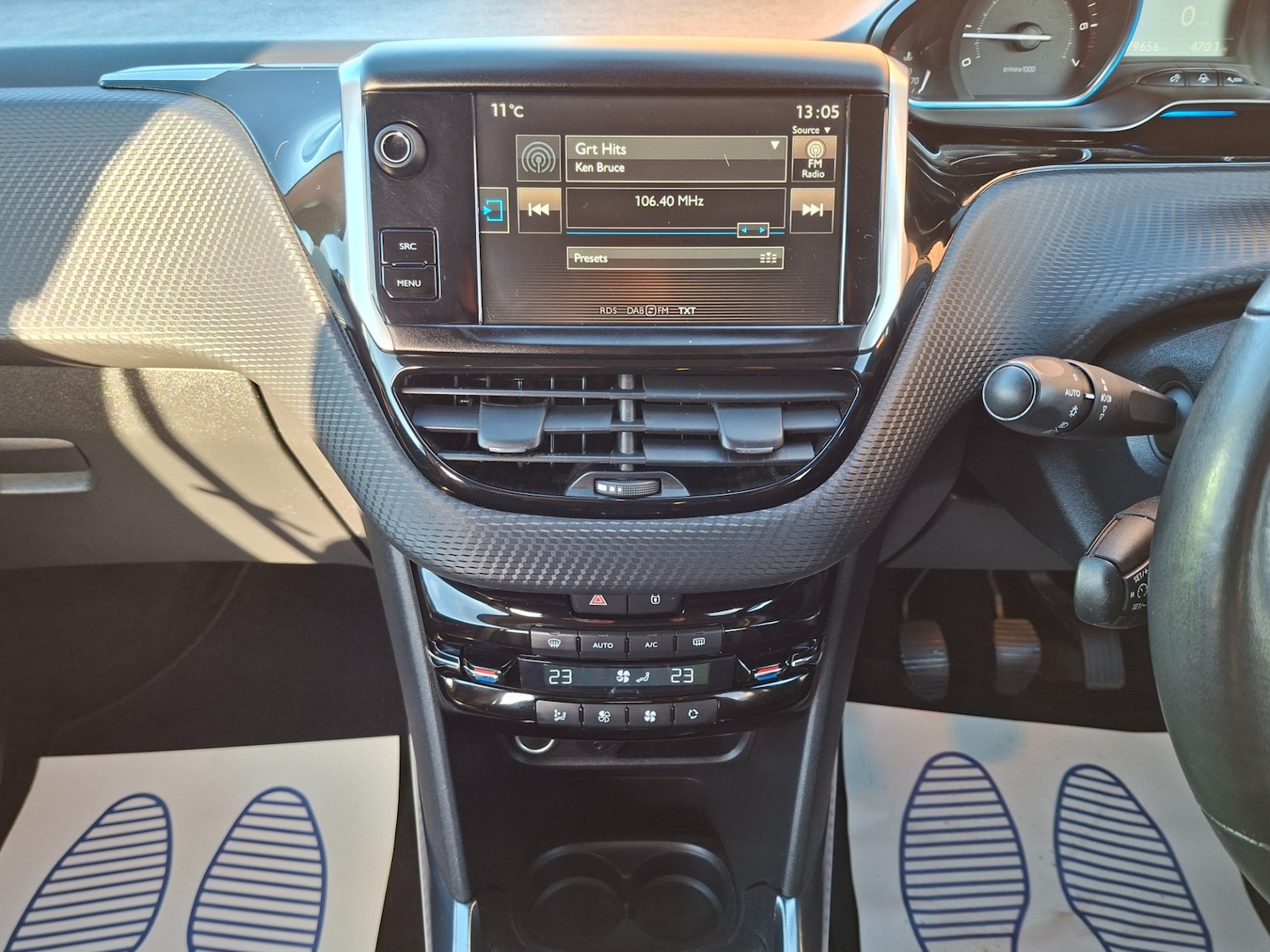 Used Peugeot 2008 2014 for sale - 76905735: Photo 16