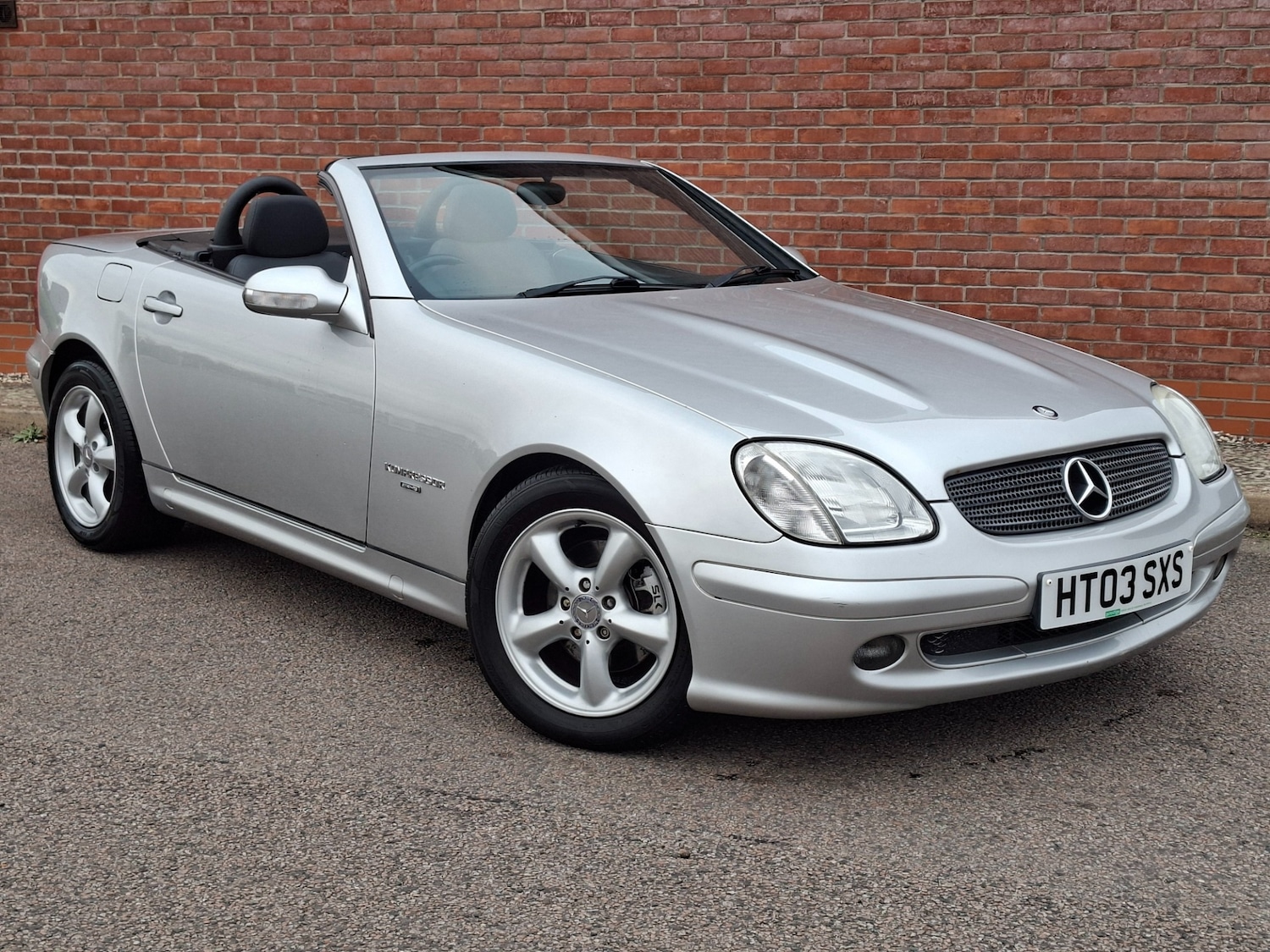 Used Mercedes-Benz SLK 2003 for sale - 76302954: Photo 1