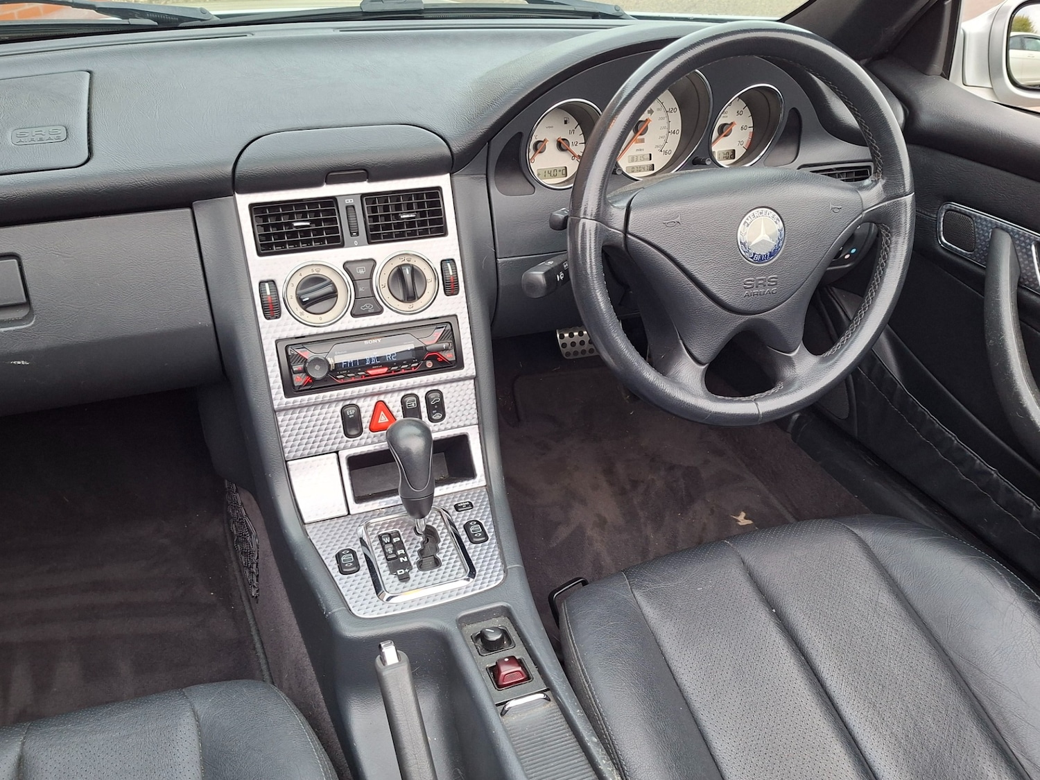 Used Mercedes-Benz SLK 2003 for sale - 76302954: Photo 7