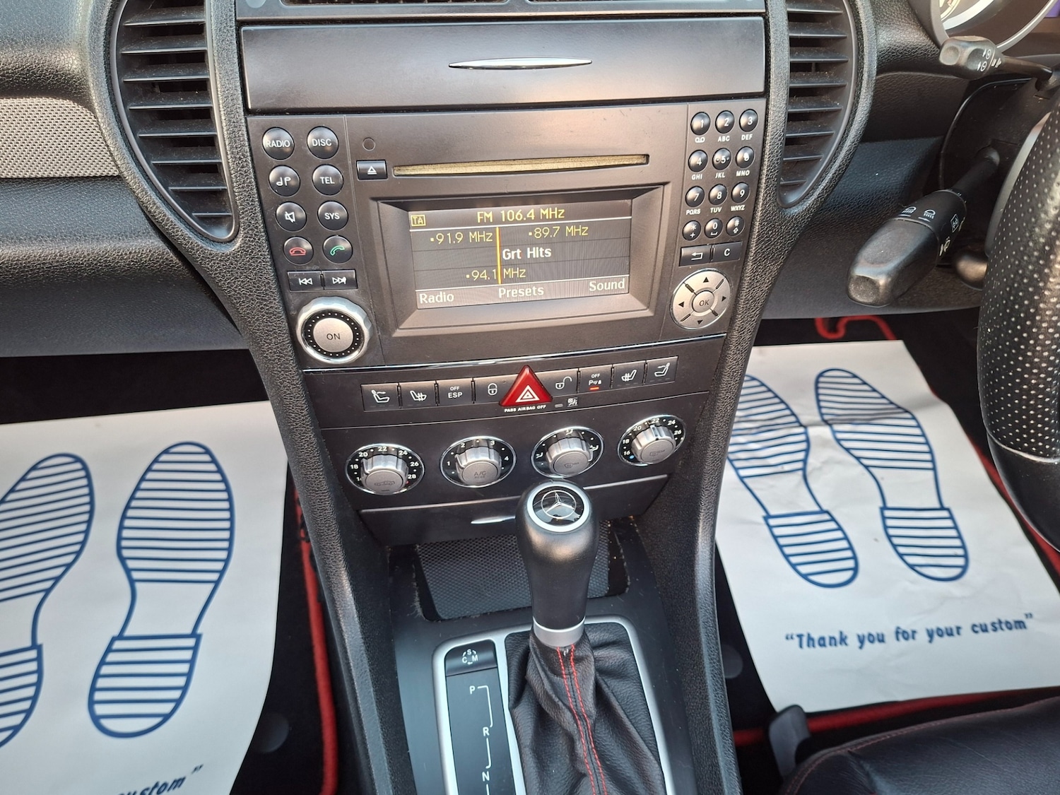 Used Mercedes-Benz SLK 2010 for sale - 76387431: Photo 15