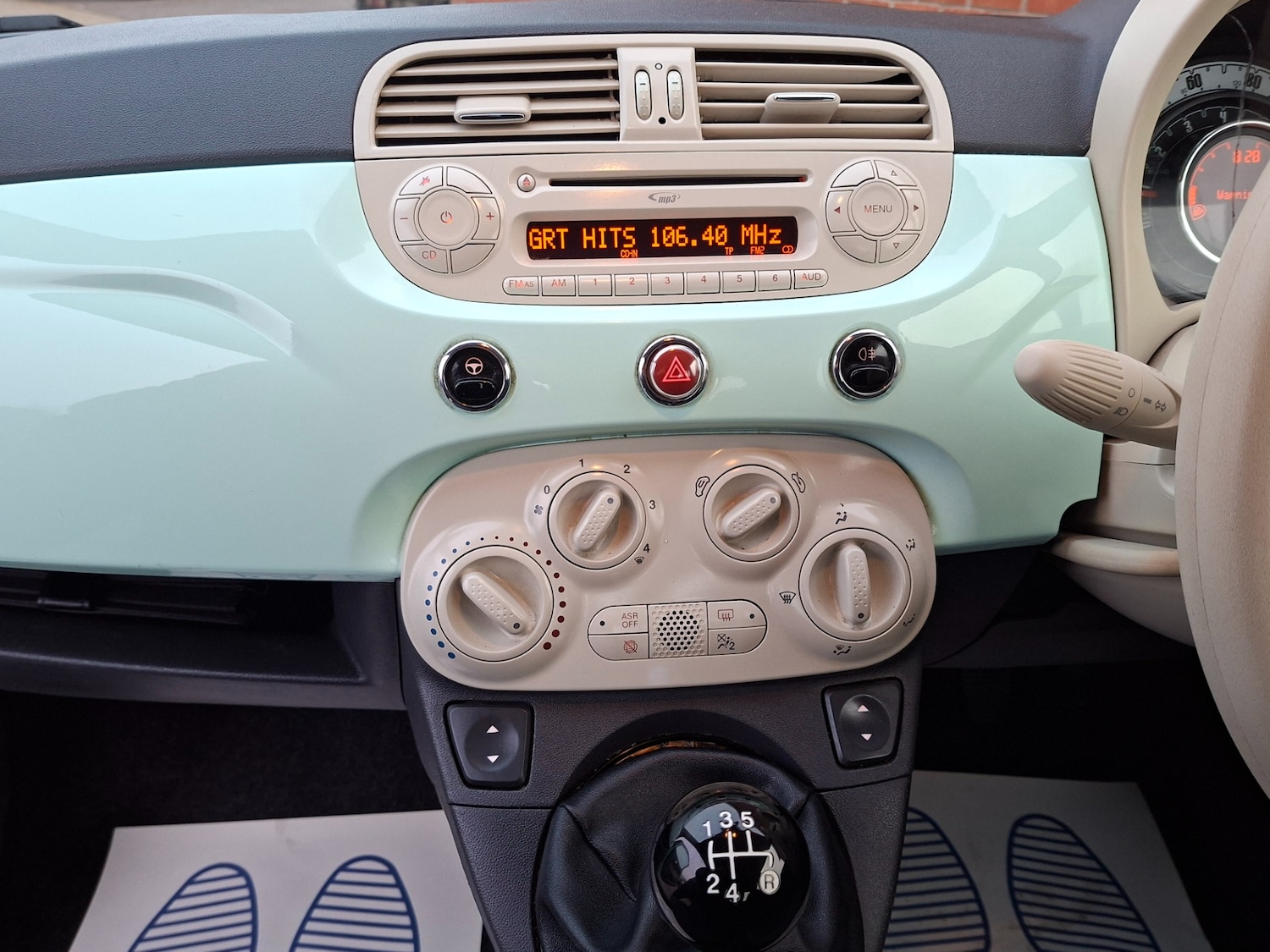 Used Fiat 500 2015 for sale - 77233607: Photo 16