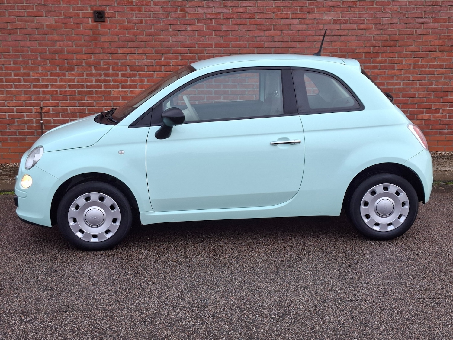 Used Fiat 500 2015 for sale - 77233607: Photo 4