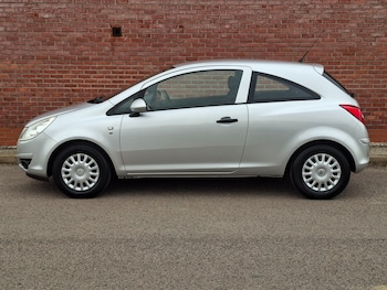Used Vauxhall Corsa 2010 for sale - 78641312: Photo