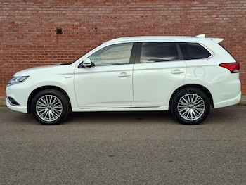 Used Mitsubishi Outlander 2021 for sale - 76006525: Photo