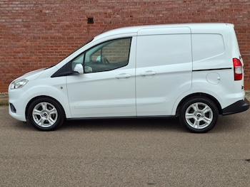 Used Ford Transit Courier 2021 for sale - 77591651: Photo