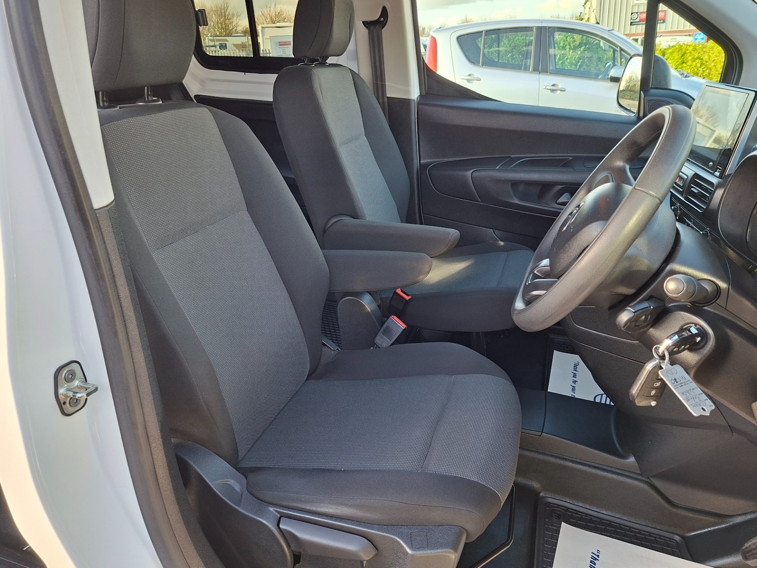 Used Citroen Berlingo 2020 for sale - 76613577: Photo 10