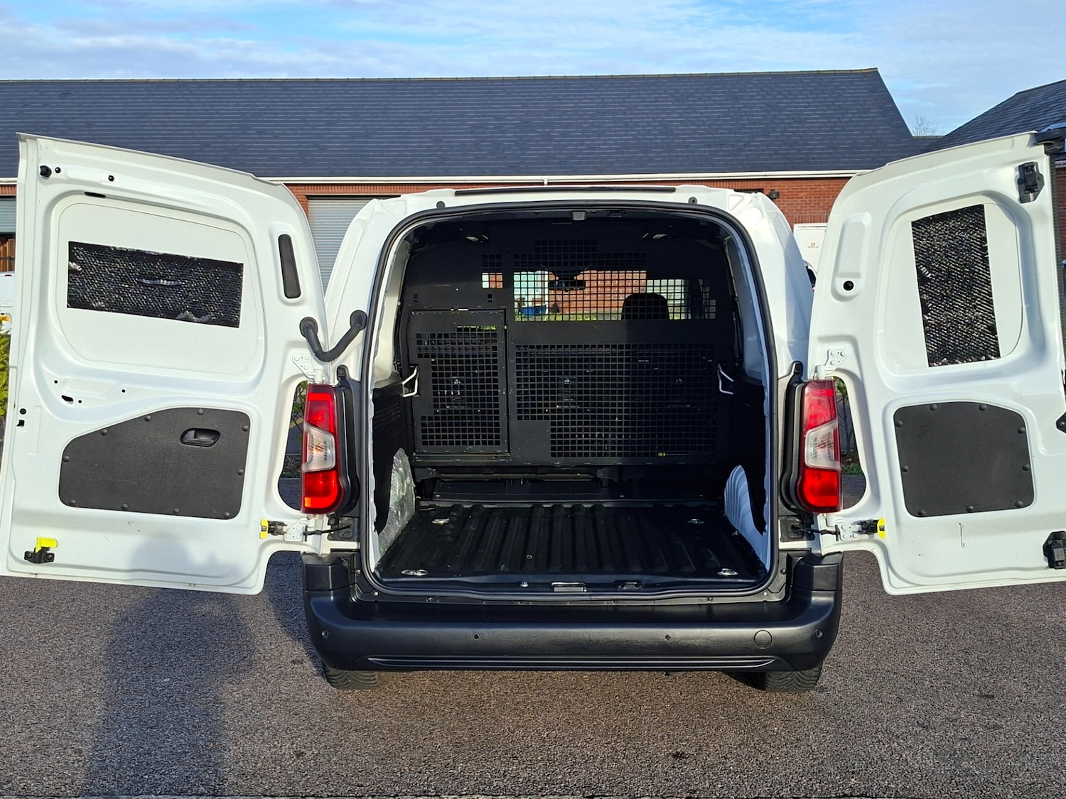 Used Citroen Berlingo 2020 for sale - 76613577: Photo 19