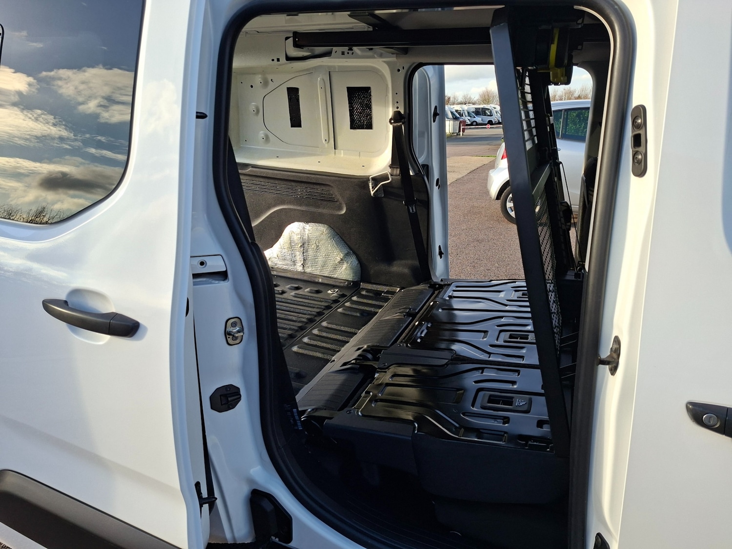 Used Citroen Berlingo 2020 for sale - 76613577: Photo 21