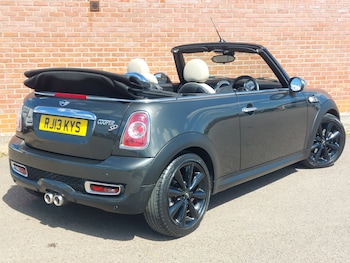 Used MINI Convertible 2013 for sale - 75261039: Photo