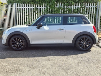 Used MINI Hatch 2017 for sale - 79444641: Photo