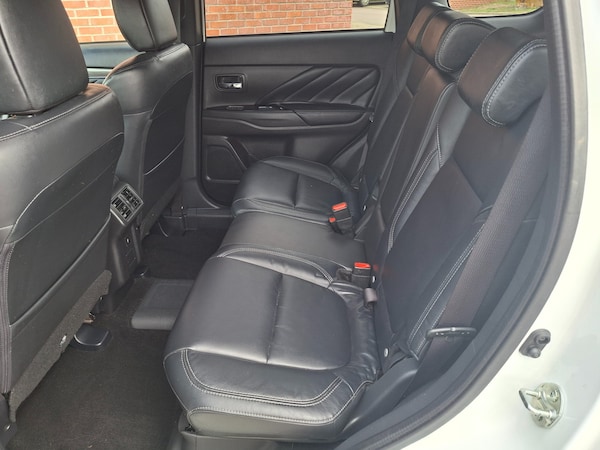 Used Mitsubishi Outlander 2021 for sale - 76220339: Photo 16