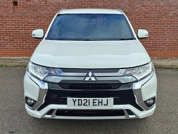 Used Mitsubishi Outlander 2021 for sale - 76220339: Photo 2