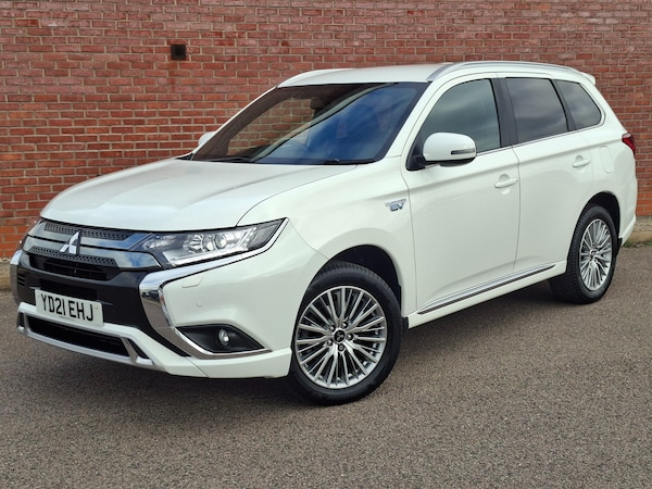 Used Mitsubishi Outlander 2021 for sale - 76220339: Photo 3